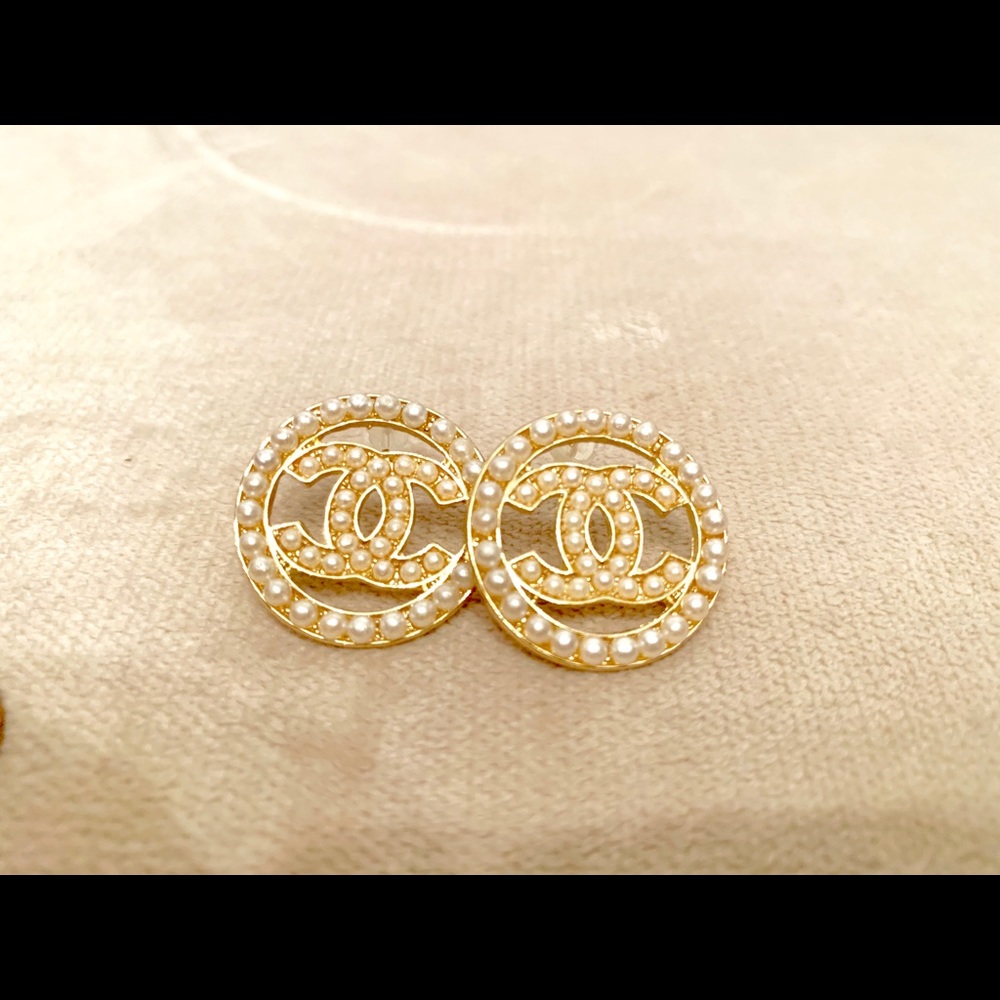 Fashion earrings